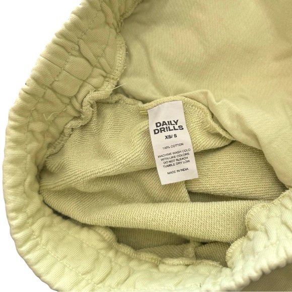 Daily Drills Athletic Shorts Chartreuse Yellow Green XS/S - Picture 5 of 5